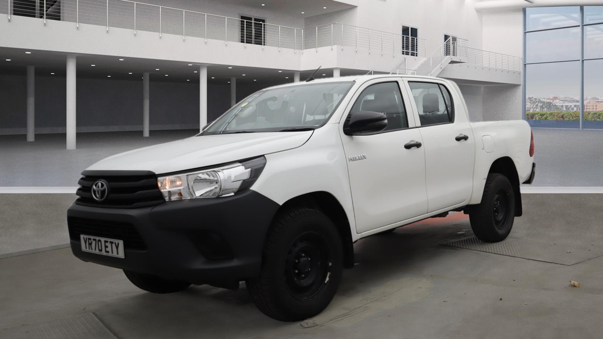 TOYOTA Hilux 